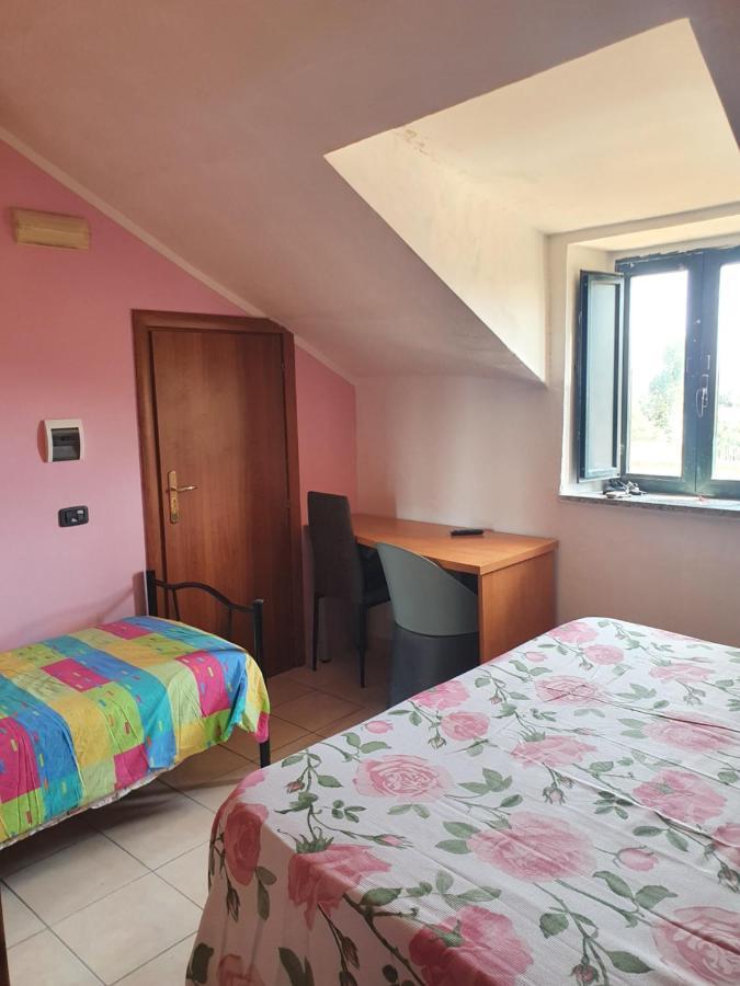 Royal Palace Gate Hotel San Nicola La Strada Exterior photo